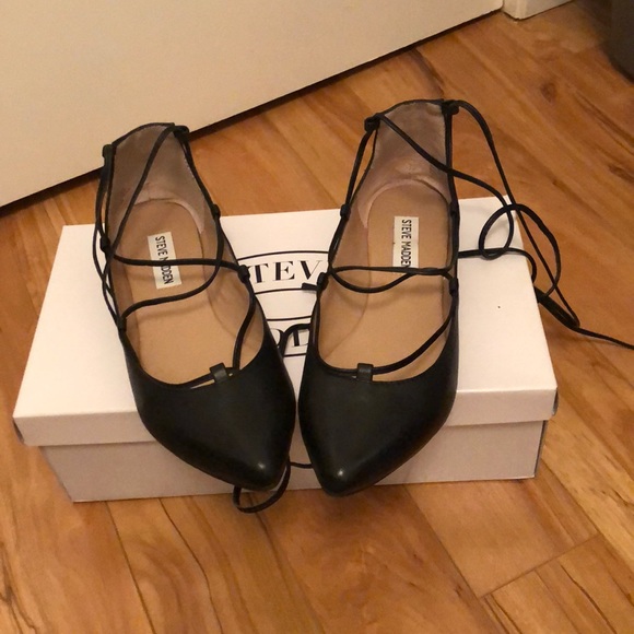 Steve Madden Shoes - Steve Madden Lace Up Flats Steve Madden Shoes - Steve Madden Lace Up Flats